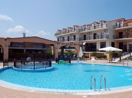 Hotel Alexander Laganas Eksteriør billede